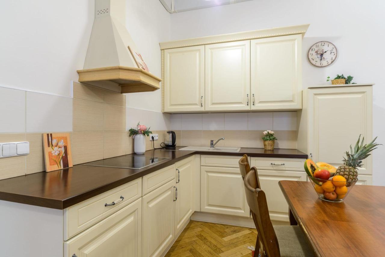 Cozy Apartment Near Stefanikuv Most Prága Kültér fotó