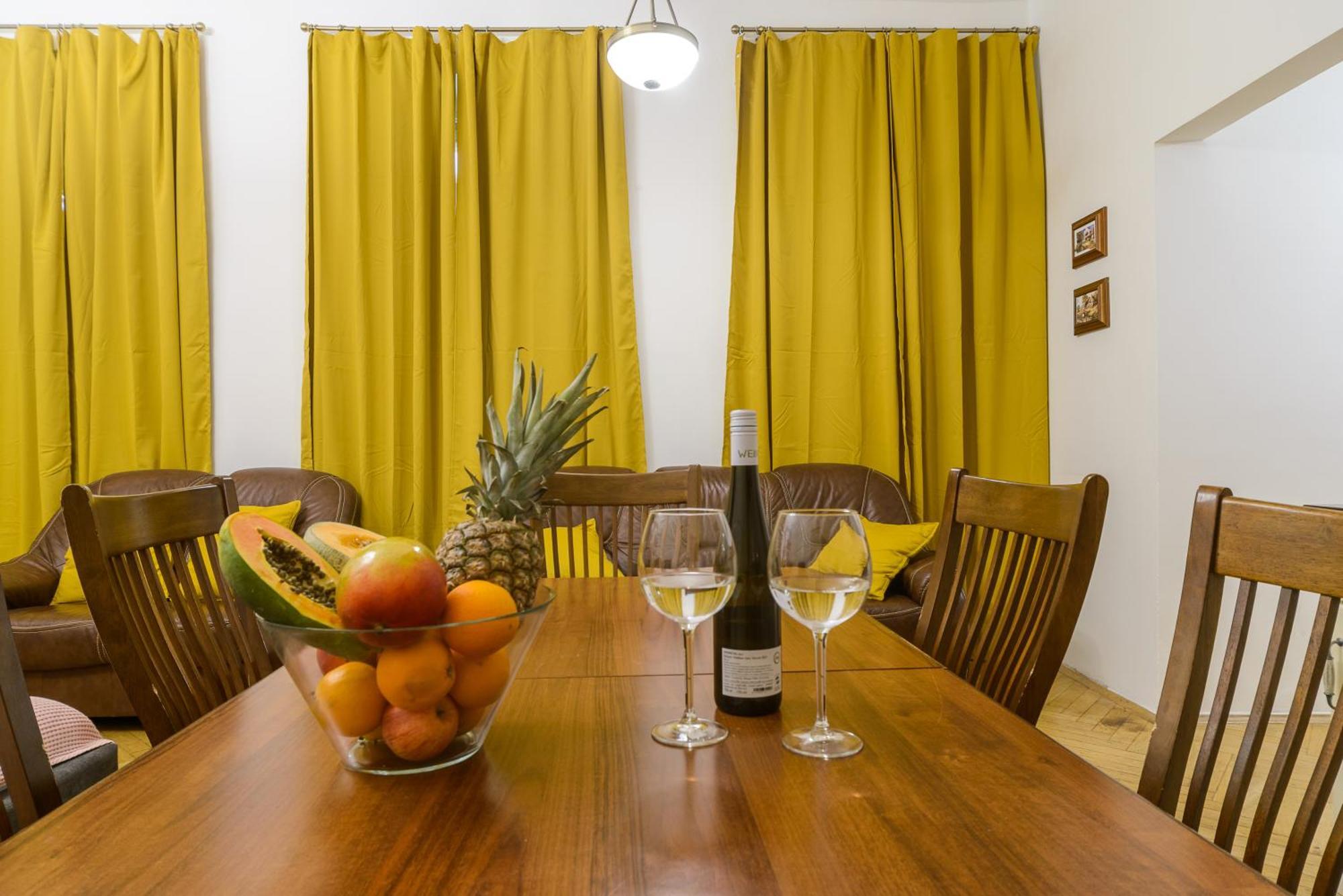 Cozy Apartment Near Stefanikuv Most Prága Kültér fotó